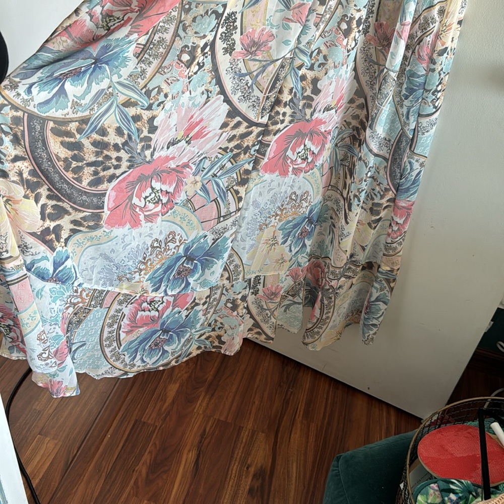 Spring floral duster, tie front, short sleeved, ruffle trim - Picture 7 of 8